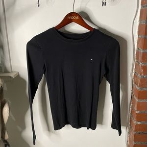 Tommy Hilfiger Solid Black Crewneck / Light Pull Over S